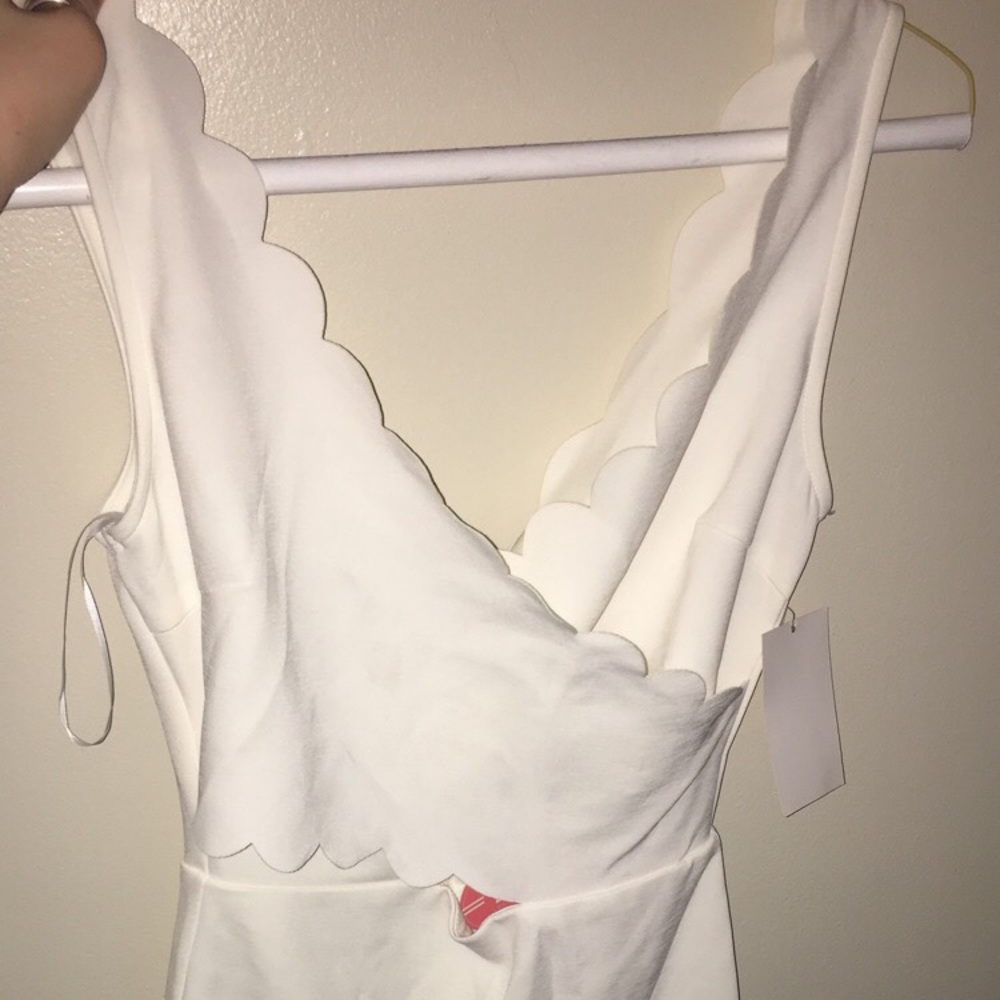 Short/mini white bodycon dress